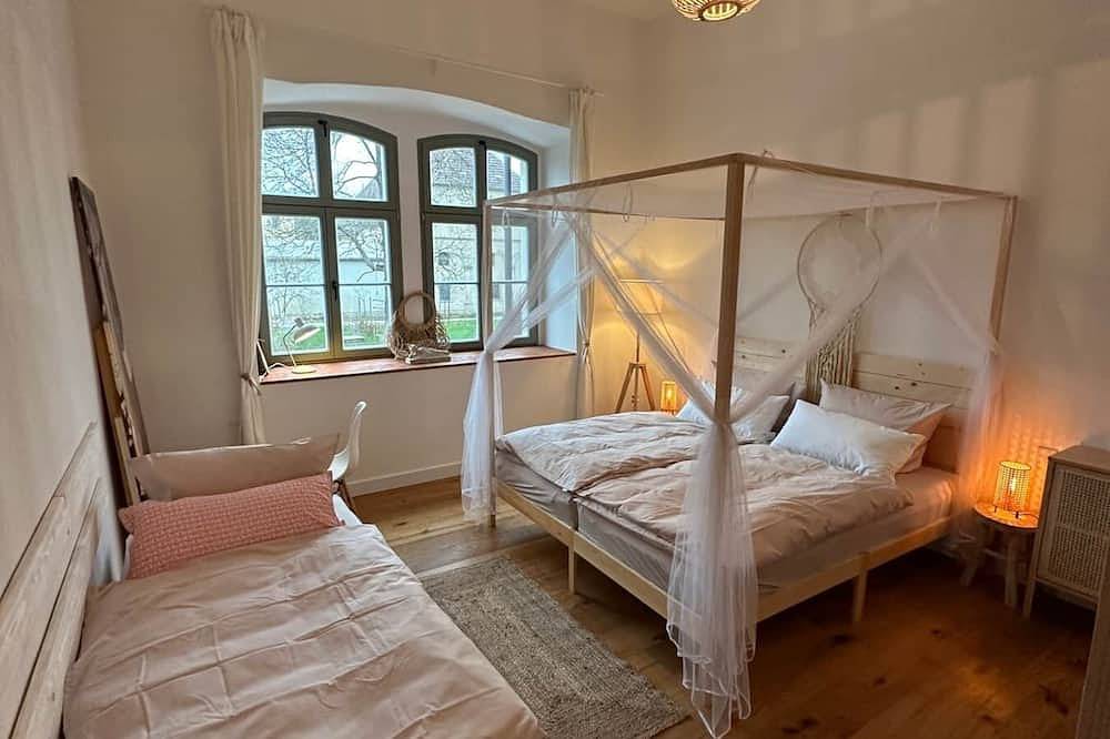 Ganze Wohnung, Wohnung Hortensie mit Sauna, Minipool und Garten in Pirna, Elbsandsteingebirge