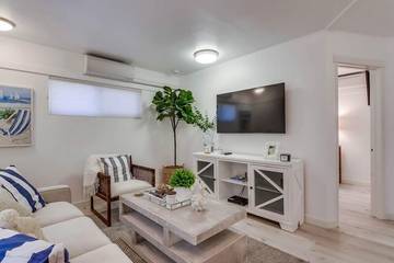 Beach Rental for 4 Guests in San Diego, Southern California, Picture 2