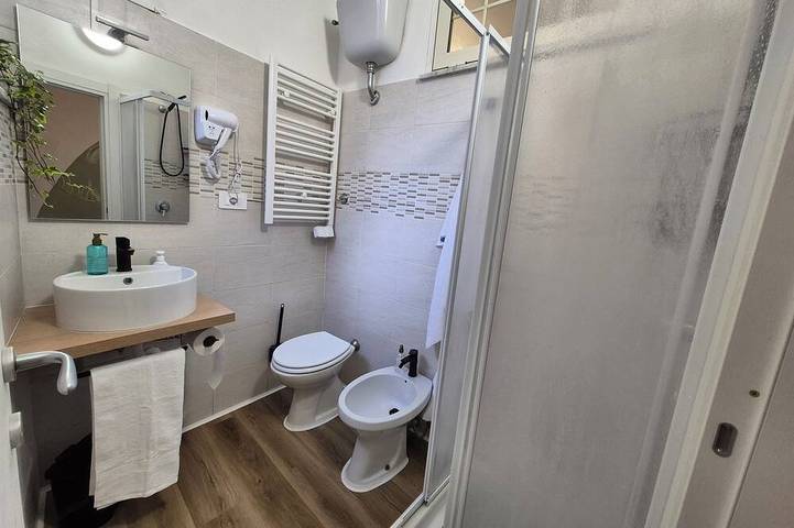 Ganze Wohnung, Gemütliche Innenstadtwohnung in Gehweite zu den attraktivsten Orten in Tivoli, Rom Provinz
