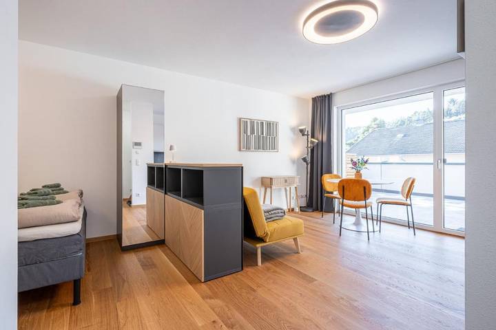 Ferienwohnung für 3 Personen, mit Terrasse und Ausblick in Telfs