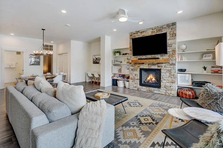 Vacation house for 9 people, with hot tub and pool as well as balcony in Winter Park