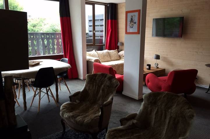 Ganze Wohnung, Leicht im Chalet-Wohnung, schöne Aussicht auf den Mont Blanc, 200 m von den Pisten in Argentière, Chamonix