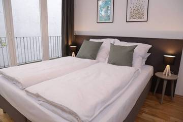 Ferienwohnung für 8 Personen, mit Balkon in Prenzlauer Berg Berlin