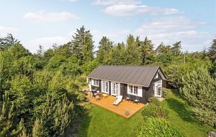 Feriehus for 6 personer, med Terrasse og Hage i Fur