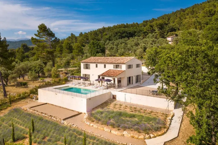 Chalet para 10 personas, con piscina - 1