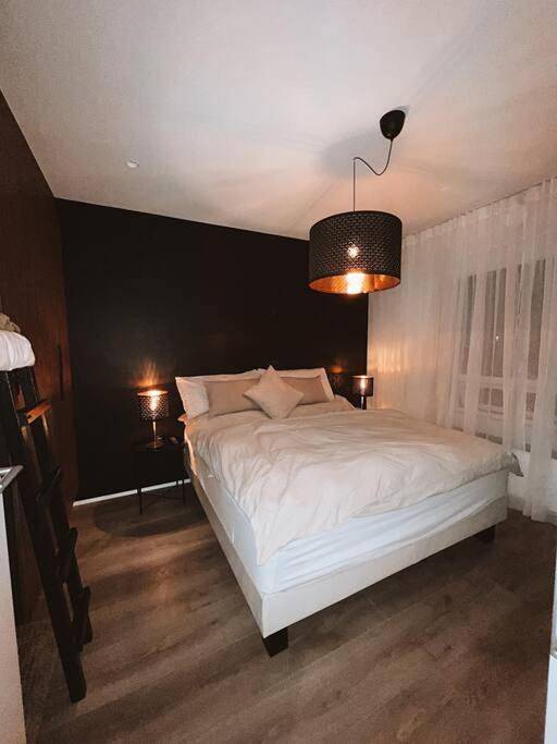 Gîte pour 2 personnes, avec Balcon et Terrasse à Mosfellsbær - 2