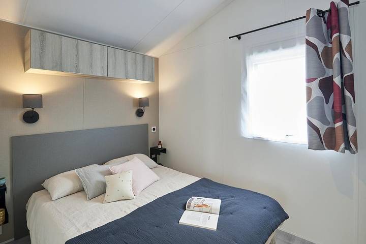 Location de vacances pour 5 personnes, avec piscine ainsi que jardin et vue à Saint-Marcan - 3