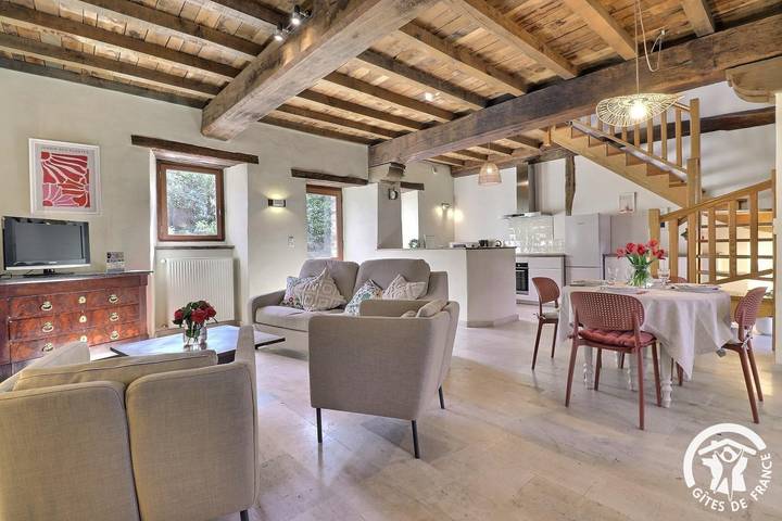 Gîte pour 4 personnes, avec jardin à Montfort-sur-Meu - 2