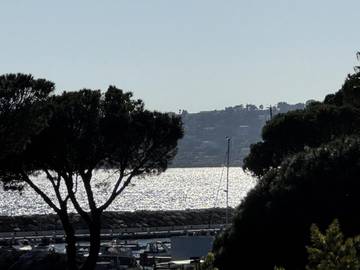 Gîte pour 4 personnes, avec piscine dans Plage de San Peire