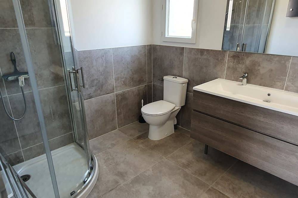 Beautiful new house for 4 people in Vallon-Pont-d'Arc, Ardèche