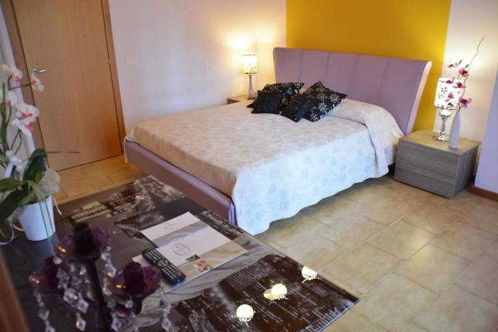 Bed and breakfast per 3 persone, con idromassaggio e giardino - 1