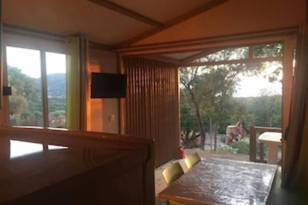 Chalet de 2 chambres vue mer très calme - Propriété sécurisée in Corbara, Région de Calvi