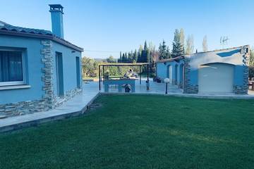 Cottage pour 8 personnes, avec jacuzzi ainsi que terrasse et jardin à Montbazin