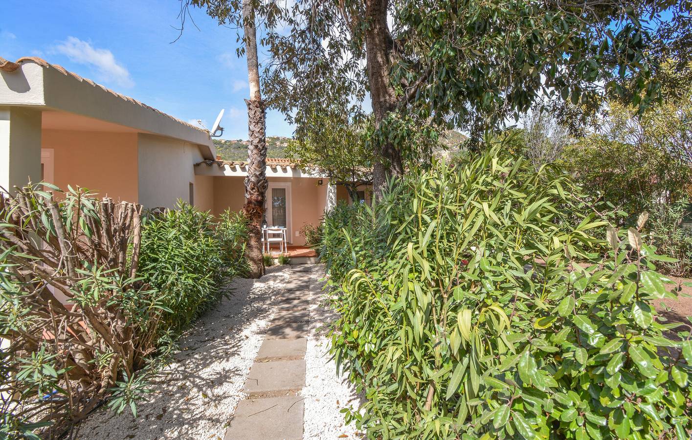 Ganze Ferienwohnung, Gemütliches Apartment mit Pool & Parkplatz - 500m zum Costa Rei Strand in Costa Rei, Muravera