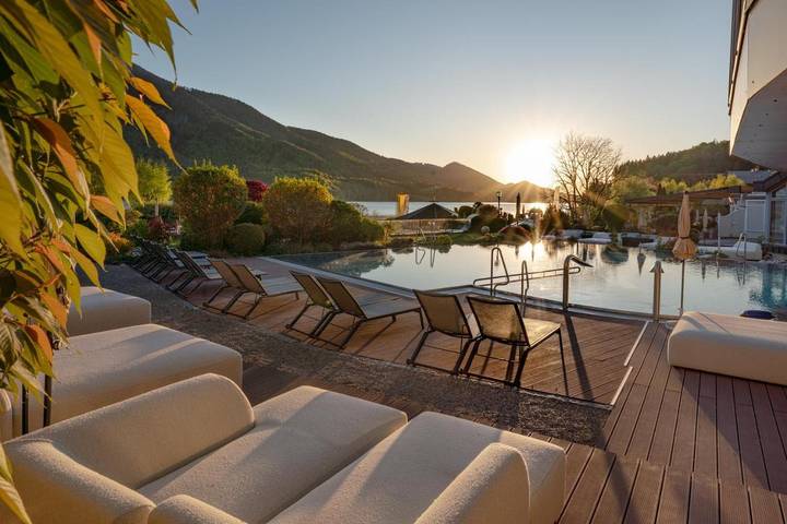 Hotel, mit Whirlpool und Terrasse sowie Garten und Pool in Fuschl am See - 3