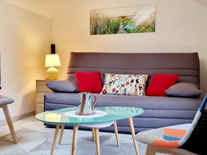 Gîte pour 3 personnes, avec terrasse et jardin à Maule - 2