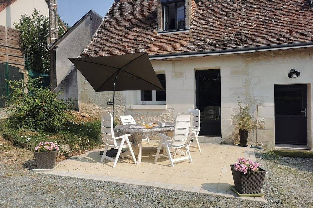 House with shared pool & close to the Loire castles & Beauval Zoo in Bléré, Tours und Umgebung