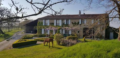 Cottage pour 11 personnes, avec jardin ainsi que vue et piscine à Chalabre