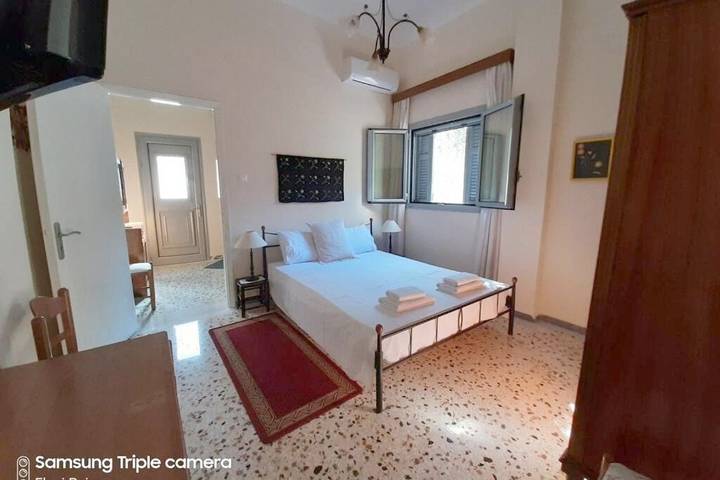 Gîte pour 4 personnes, avec jardin dans Leonidion - 4