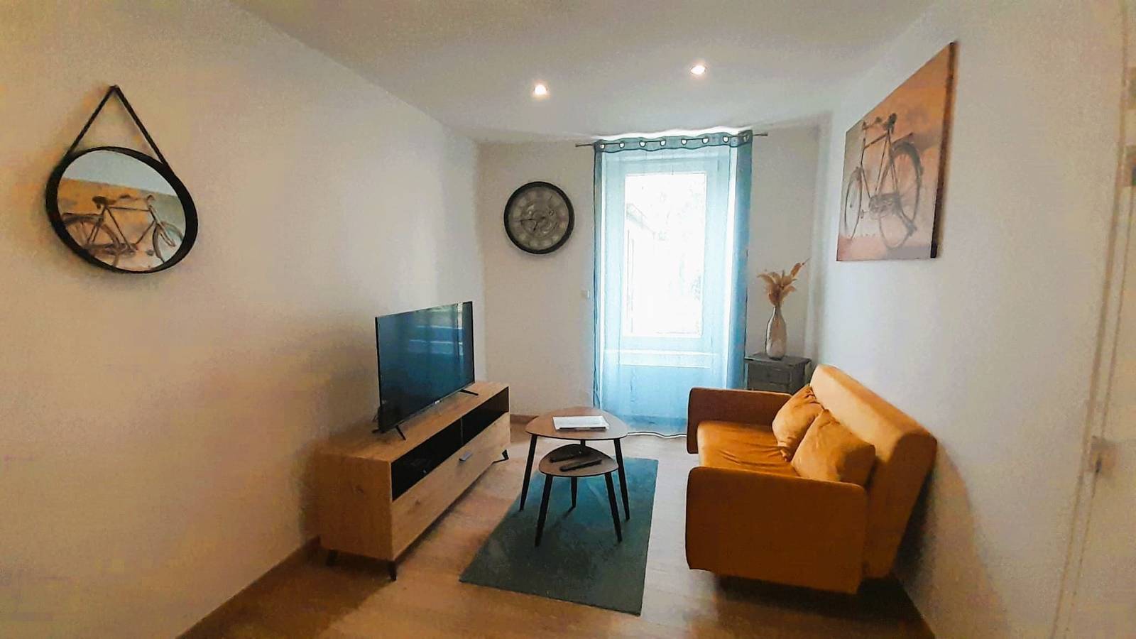Ganze Wohnung, Bryas 1 in Châteauroux, Châteauroux und Umgebung