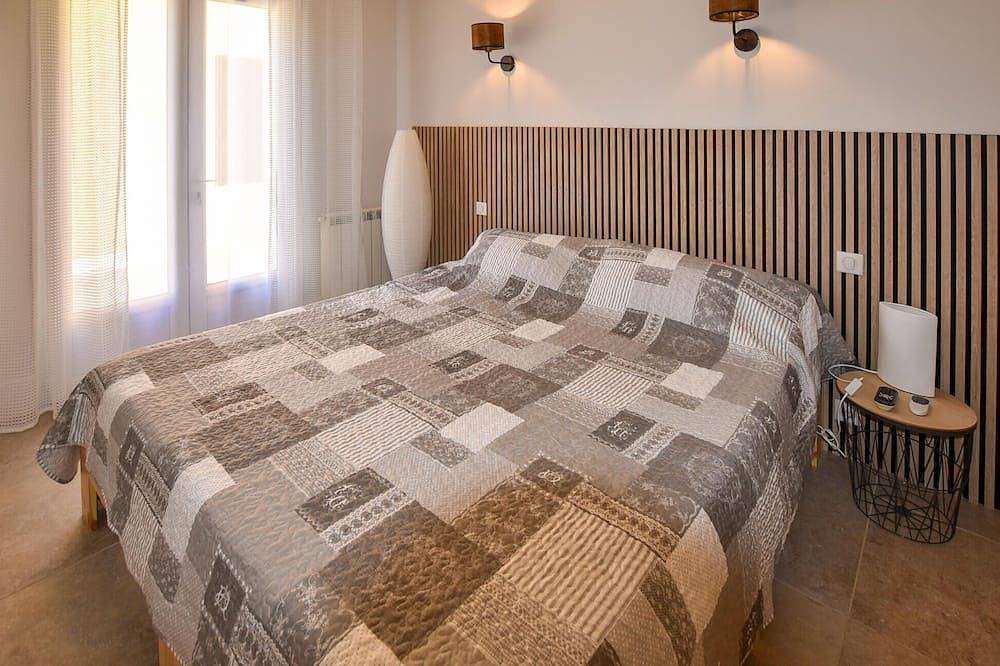 Luxurious home in Sarrians in Sarrians, Vaucluse