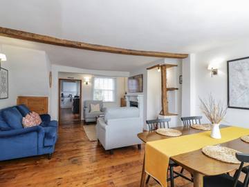 Holiday Rental for 4 People in Milton Keynes, South East England, Photo 3