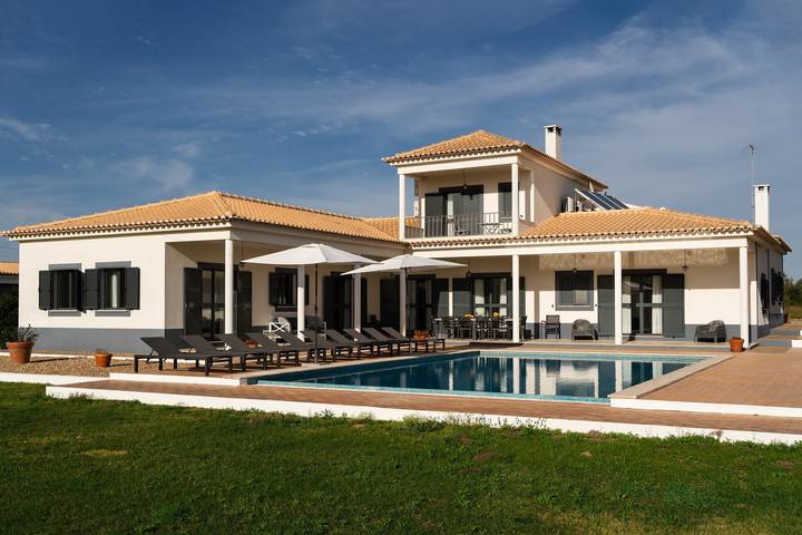 Chalet para 12 personas, con Balcón además de Terraza y Jardín en Lisboa y alrededores