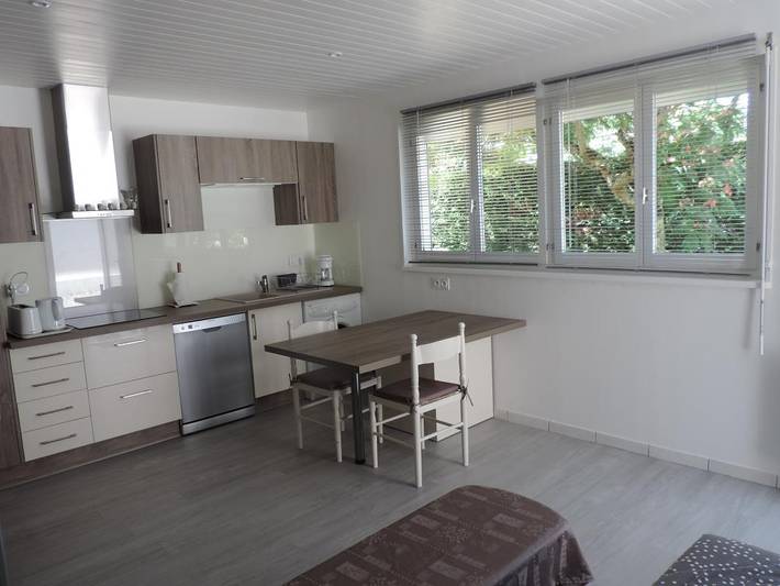 Gîte pour 3 personnes, avec jardin, animaux acceptés à Sainte-Eulalie-en-Born - 2