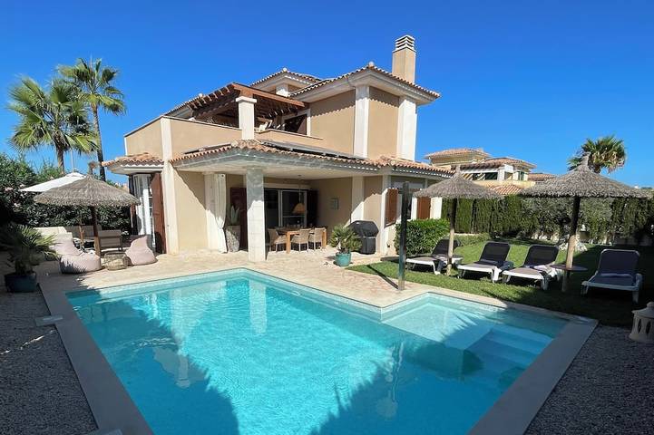 Ferienhaus für 6 Personen, mit Garten und Pool in Cala Murada