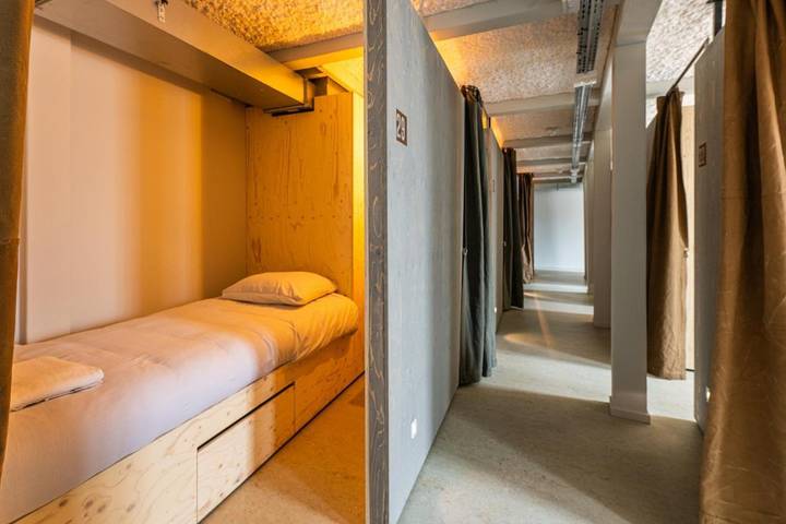 Auberge pour 12 personnes, avec terrasse