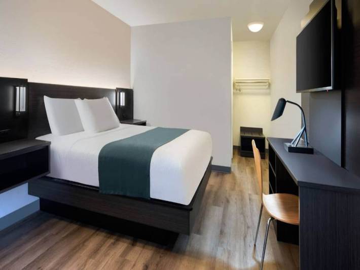 Ganze Wohnung, 1 Queensize-Bett | Nichtraucher in Yolo County
