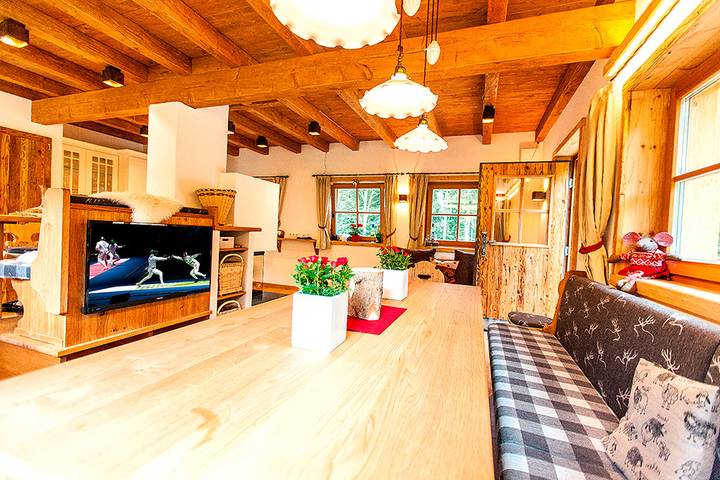Ferienhaus für 11 Personen, mit Terrasse in Saalbach-Hinterglemm-Leogang - 2