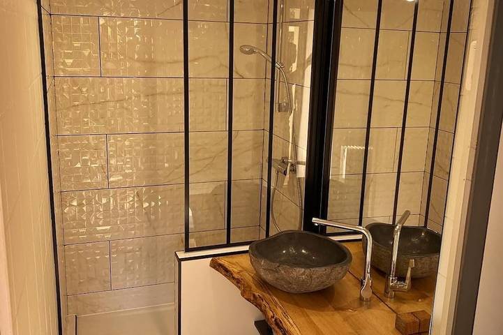 Location de vacances pour 4 personnes, avec piscine ainsi que jardin et terrasse à Les Salles-du-Gardon - 4