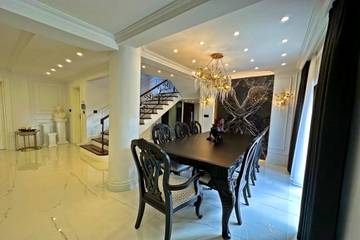 Villa for 12 Guests in Istanbul, Marmara region, Picture 4