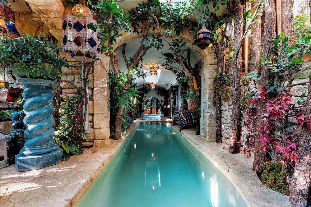 Rock House – Pool & Authentic 17th-Century Home in Goult, Parc naturel régional du Luberon