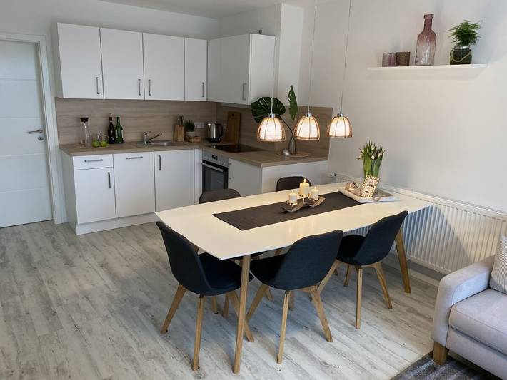 Ferienwohnung für 6 Personen, mit Balkon und Sauna sowie Seeblick und Ausblick in Lietzow - 2