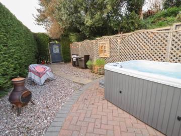 Cottage for 2 People in Chester, Cheshire, Photo 1