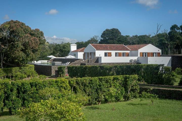 Casa rural para 2 personas, con vistas además de jardín y piscina en Azores - 4