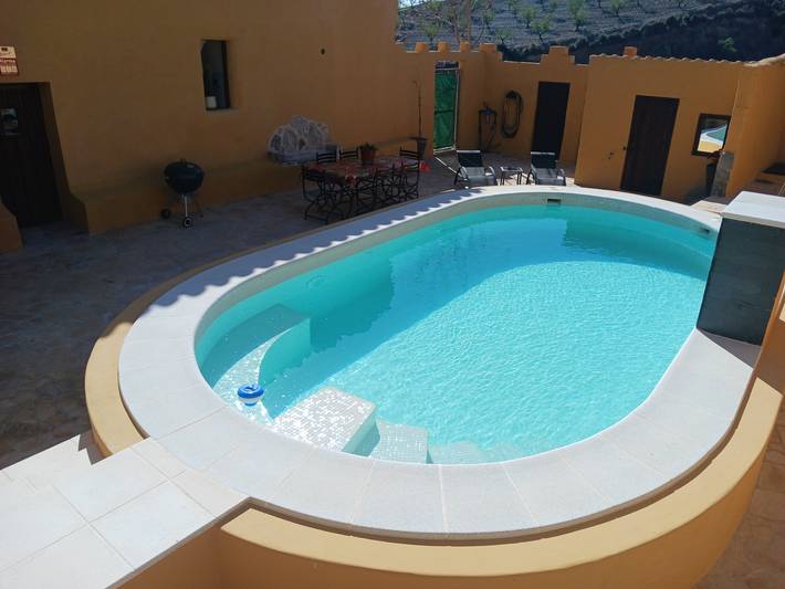 Location de vacances pour 12 personnes, avec Vue sur l’océan et Terrasse ainsi que Jardin et Piscine à Albox