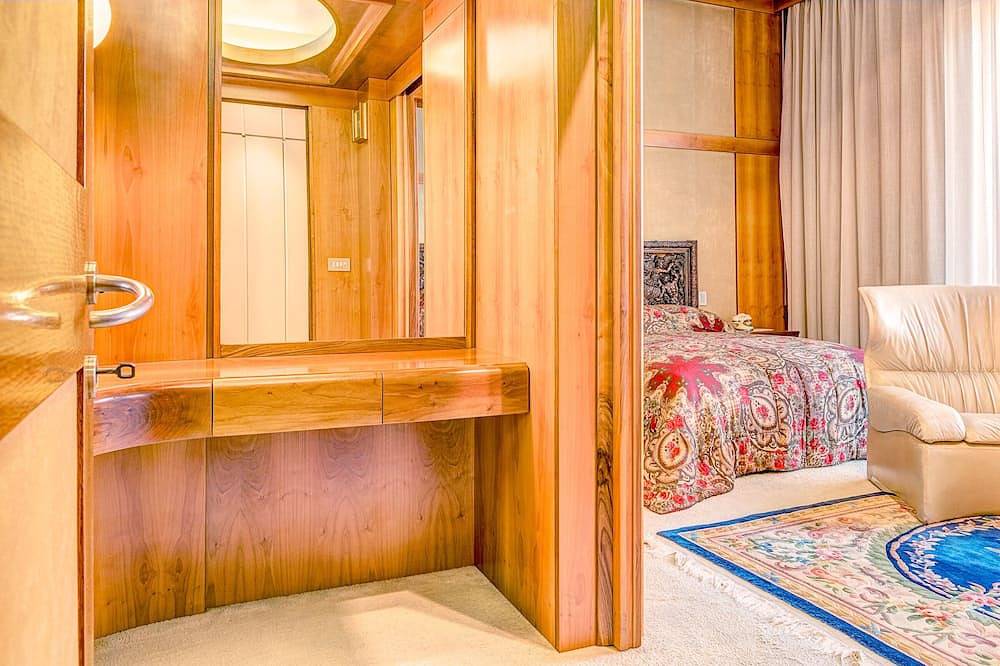 Ganze Wohnung, Penthouse, ideal für den Aufenthalt von sechs Personen fein eingerichtet. in Arezzo, Arezzo Provinz