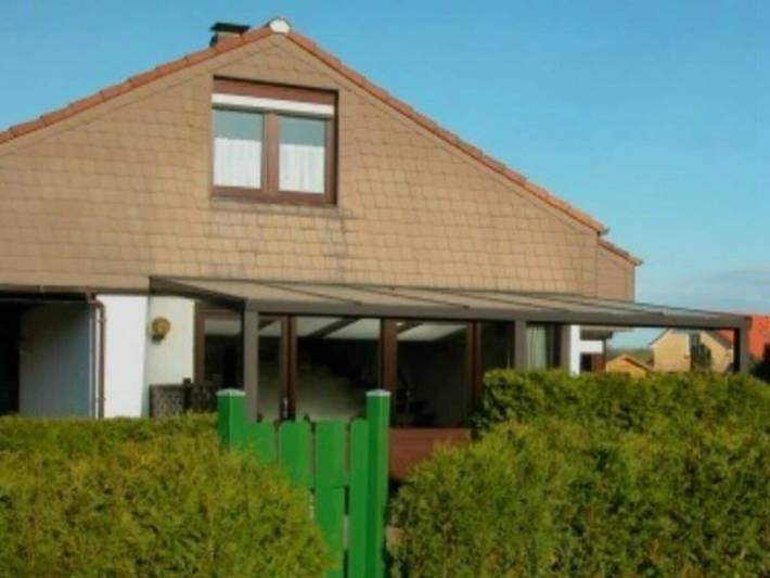 Ferienhaus für 3 Personen, mit Terrasse und Garten in Carolinensiel