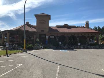 Cottage for 8 Guests in Central Okanagan, Picture 4