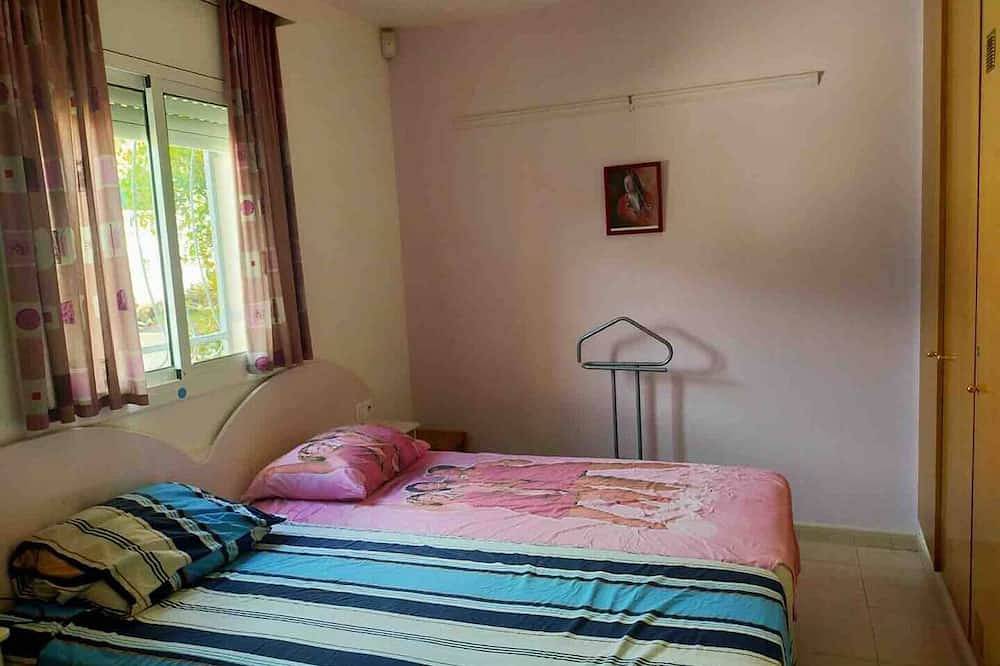 Villa y piscina privada, a 20 minutos de la playa. in Massanet de la Selva, Costa Brava