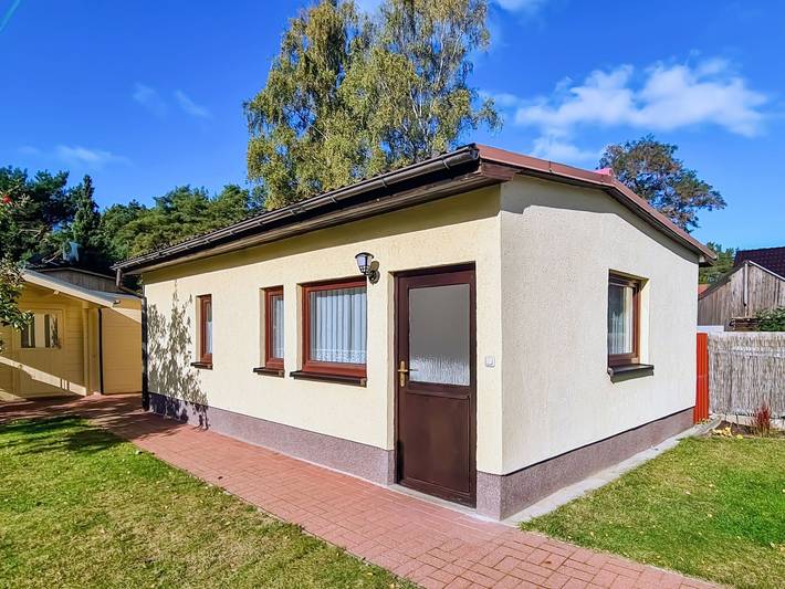 Bungalow für 2 Personen, mit Terrasse und Garten in Loddin