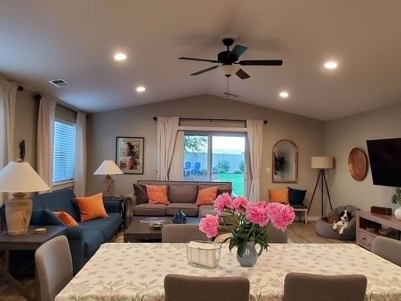 The Eagles Nest! in Eagle Point in Oregon