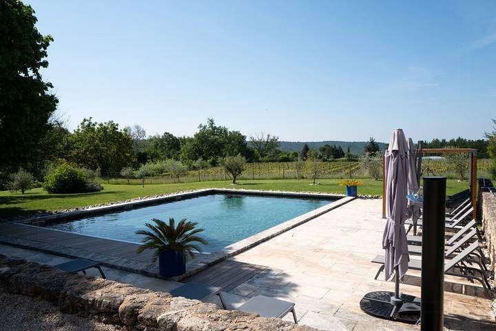 Maison de vacances pour 14 personnes, avec jardin et terrasse, adapté aux familles à Cucuron