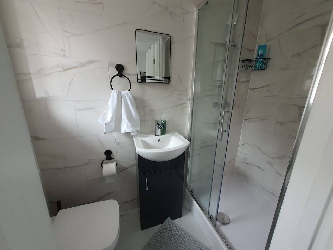 Private Room - Ensuite Bathroom - Free Parking in Birmingham, Birmingham Area