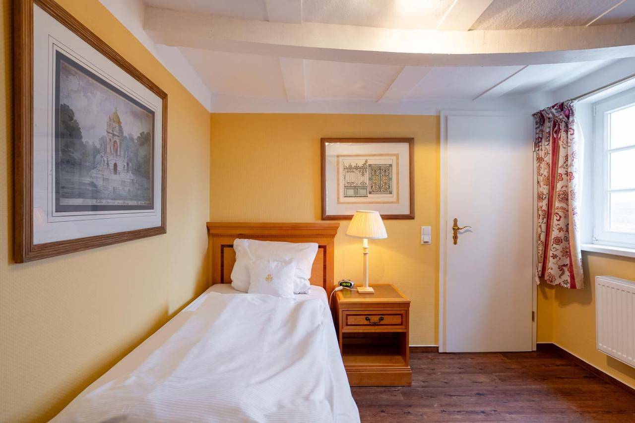 Burghotel Staufenberg in Staufenberg, Lahntal