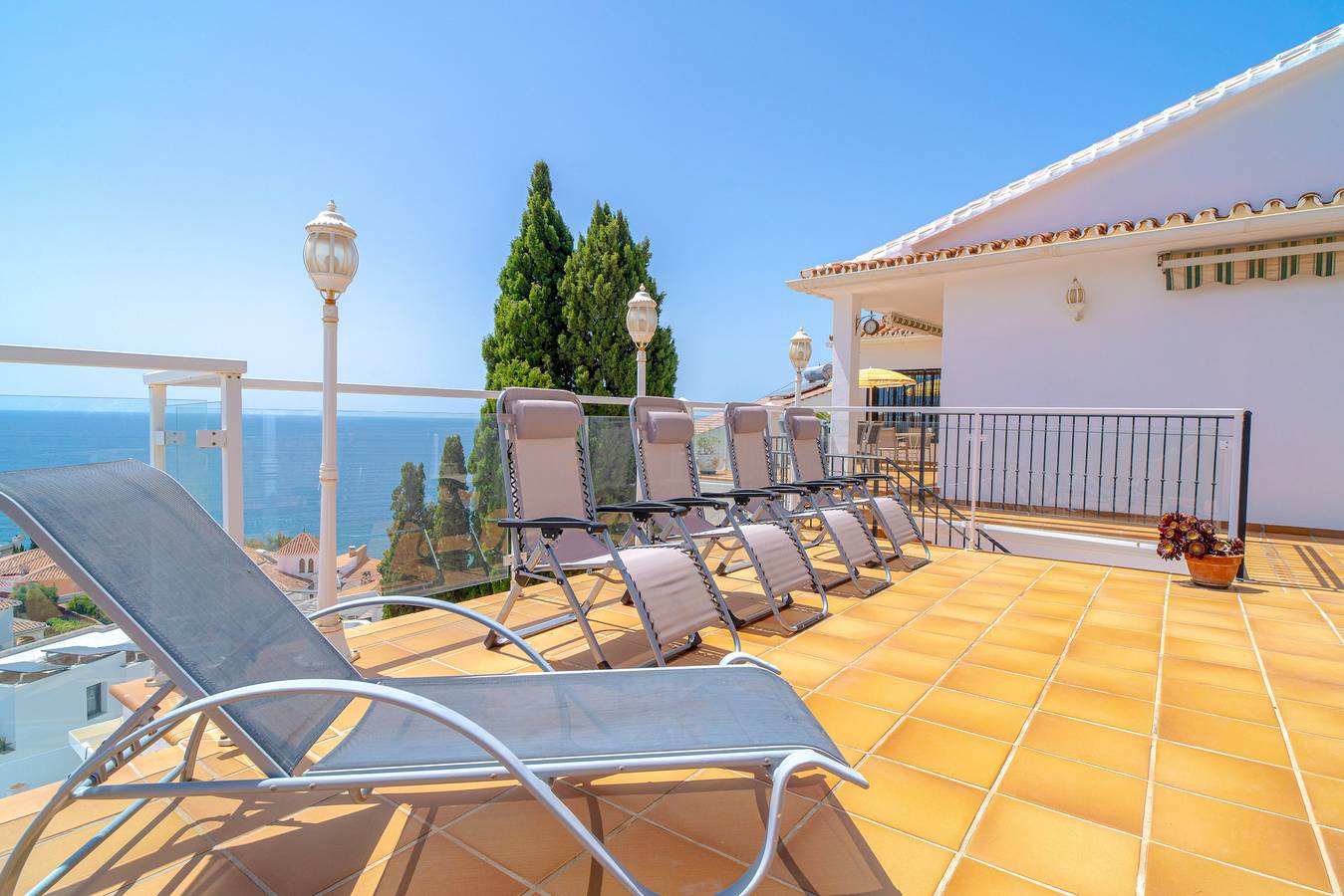Mirador de Punta Lara in Urbanización Ladera del Mar, Nerja