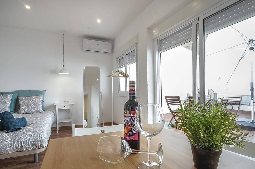 Entire apartment, Hotelito Boutique Cinca 5 in Hospitalet de Llobregat, l'Hospitalet de Llobregat